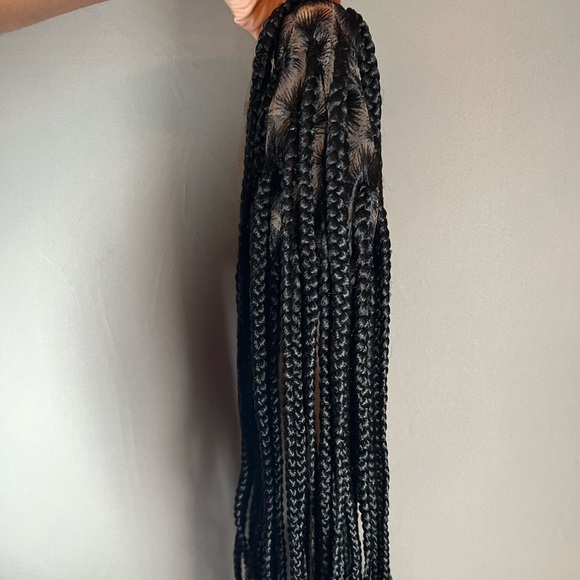 Brand New Braided wig with baby hairs - Picture 2 of 7